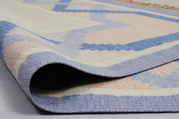 Swedish Flat-Weave Kilim Rölakan Carpet "Tinto" by Anna Johanna Ångström